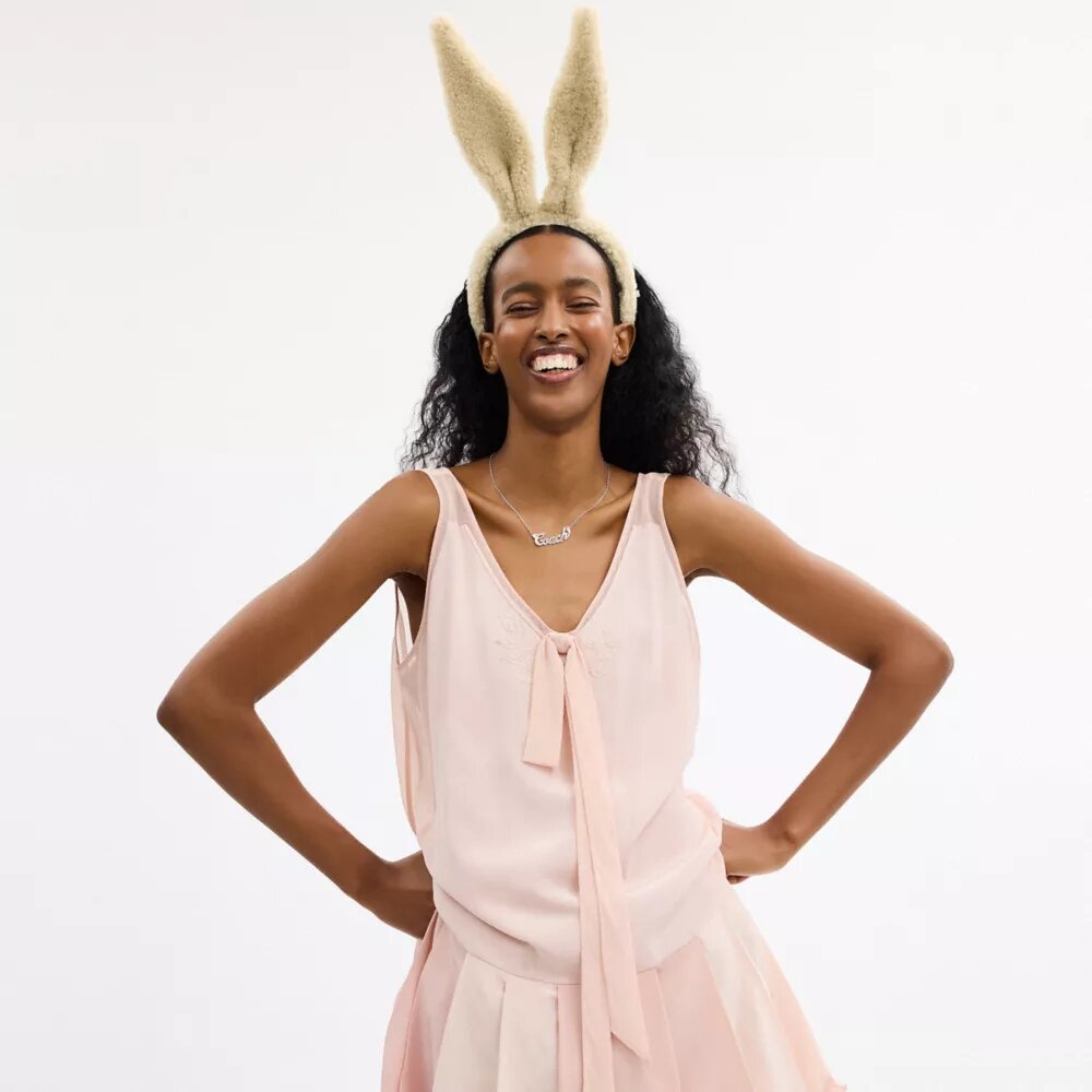 Bandeau à oreilles de lapin en peau de mouton
