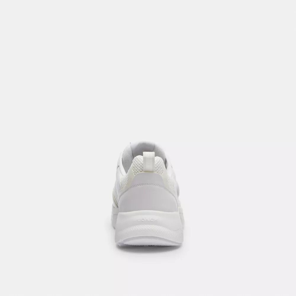 Baskets Strider en Signature Canvas