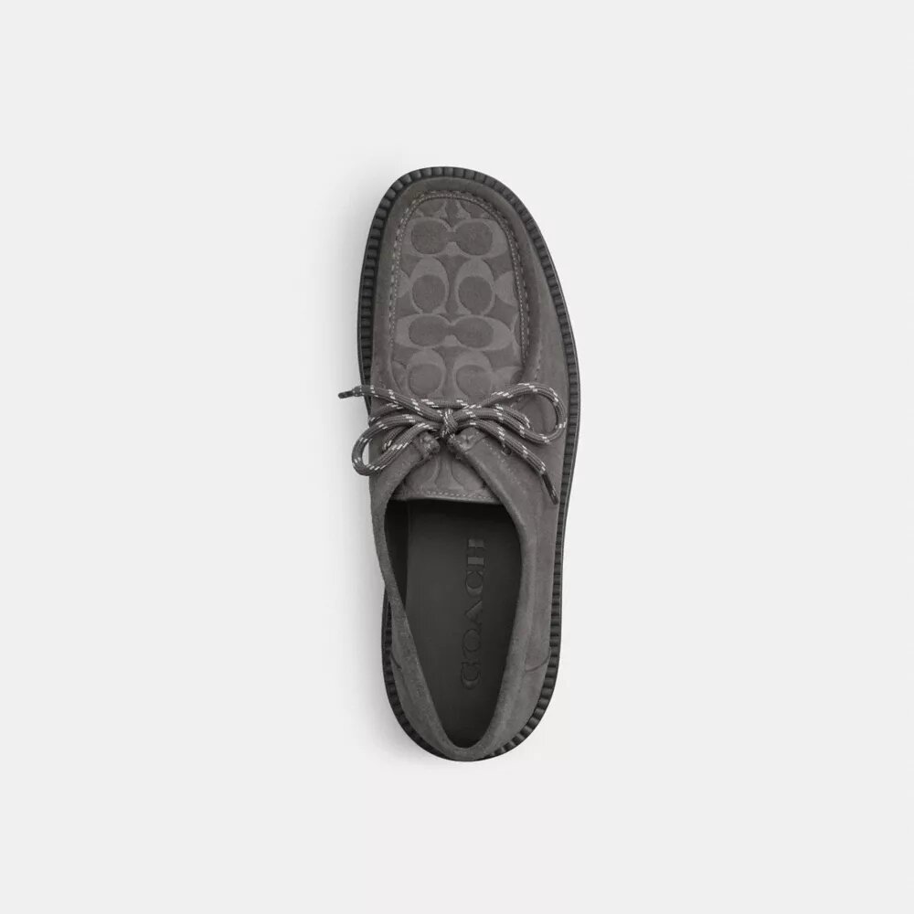 Bottines Chukka en daim emblématique