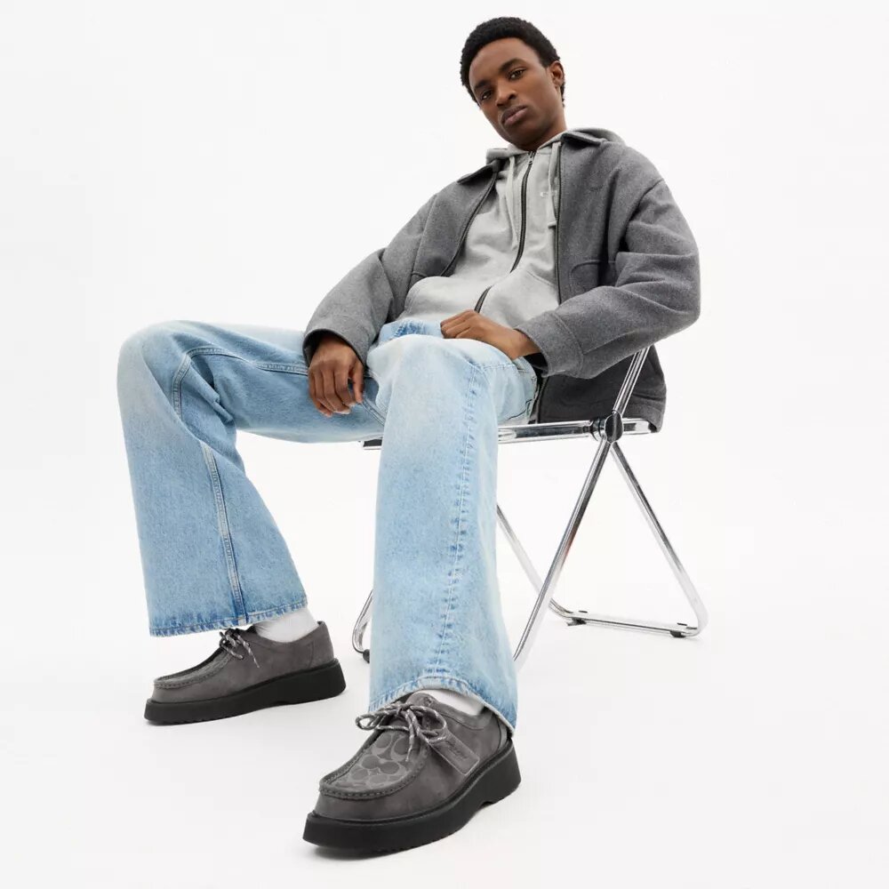 Bottines Chukka en daim emblématique