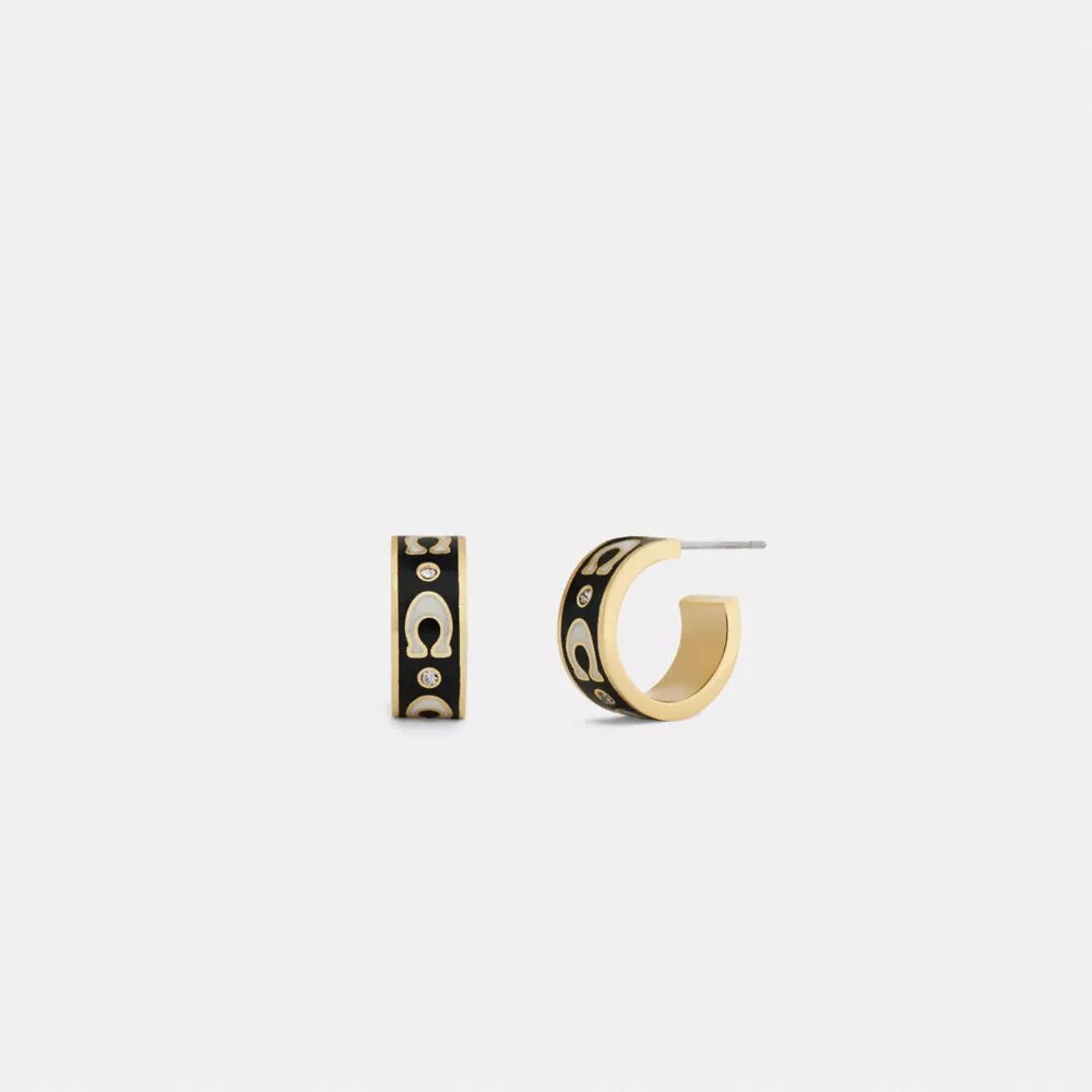 Boucles d’oreilles « Huggie » avec motif « C » répété