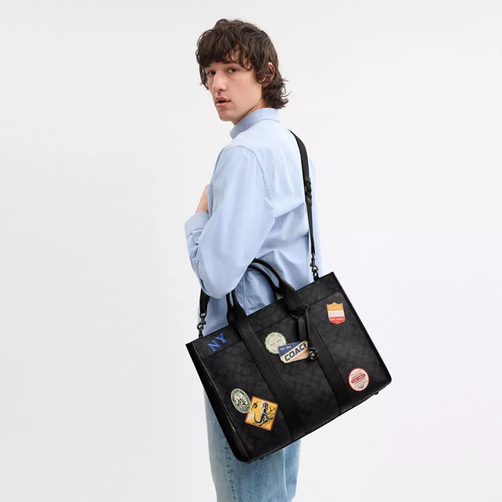 Cabas Wesley en Signature Canvas avec écussons