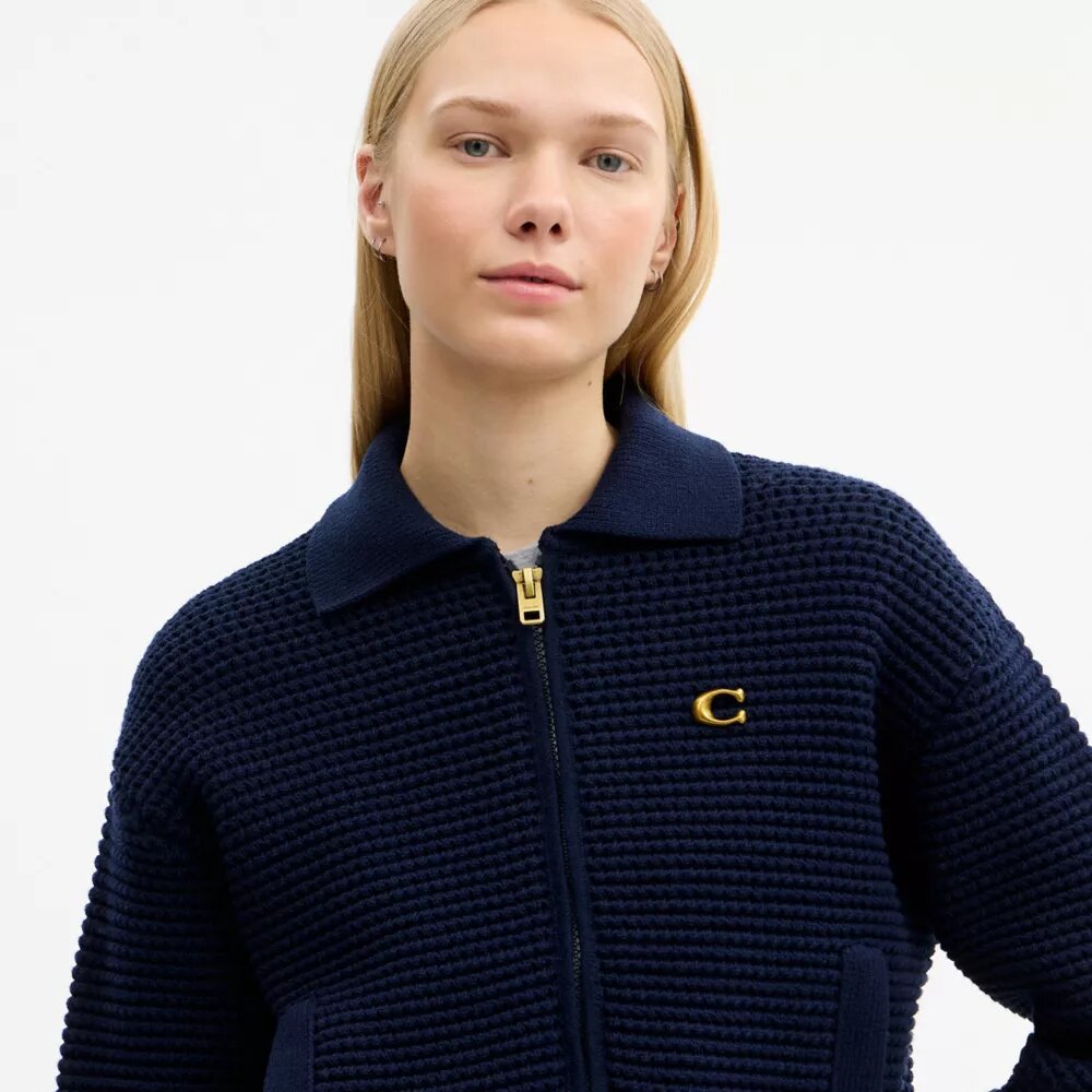 Cardigan zippé sur le devant