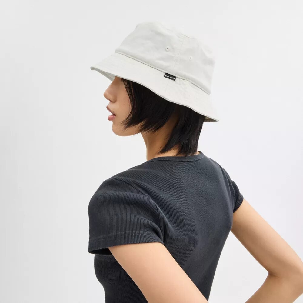 Chapeau bob en denim
