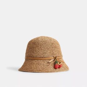 Chapeau de paille avec détail cerise