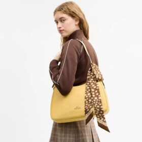Écharpe fine en soie imprimée « Wild Spots »