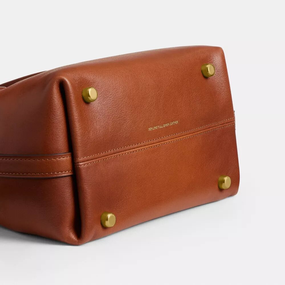 Coach