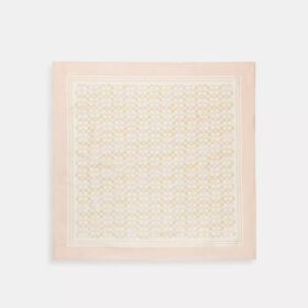 Foulard carré en soie emblématique