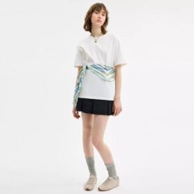 Foulard carré en soie à imprimé « sangles de sac »