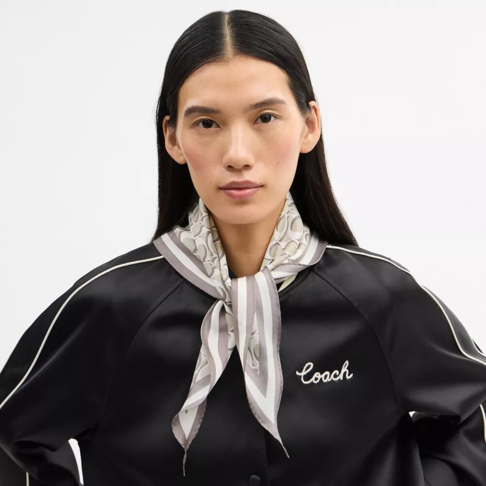 Foulard en soie « Diamond » emblématique