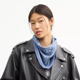 Foulard en soie « Diamond » emblématique