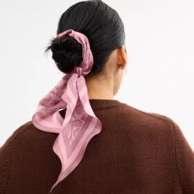 Foulard en soie « Diamond » emblématique