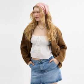 Foulard en soie à imprimé floral « Tossed » en losanges