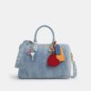 Grand sac à main Rowan en denim « usé » avec Charms