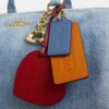 Grand sac à main Rowan en denim « usé » avec Charms