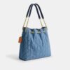 Grand sac porté épaule Evelyn en coton régénératif avec matelassage