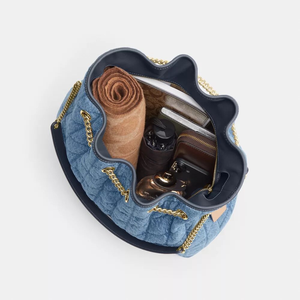 Grand sac porté épaule Evelyn en coton régénératif avec matelassage