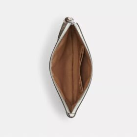 Grande pochette dragonne avec fermeture à glissière d’angle et imprimé journal