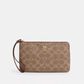 Grande pochette dragonne à fermeture éclair d'angle en Signature Canvas