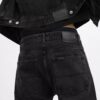 Jeans fuselé noir en coton biologique