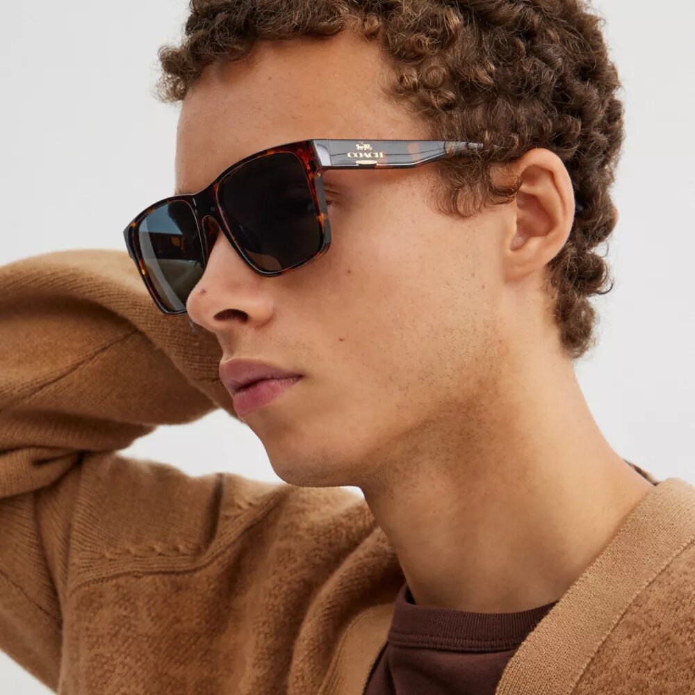 Lunettes de soleil carrées