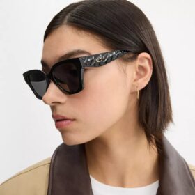 Lunettes de soleil carrées matelassées