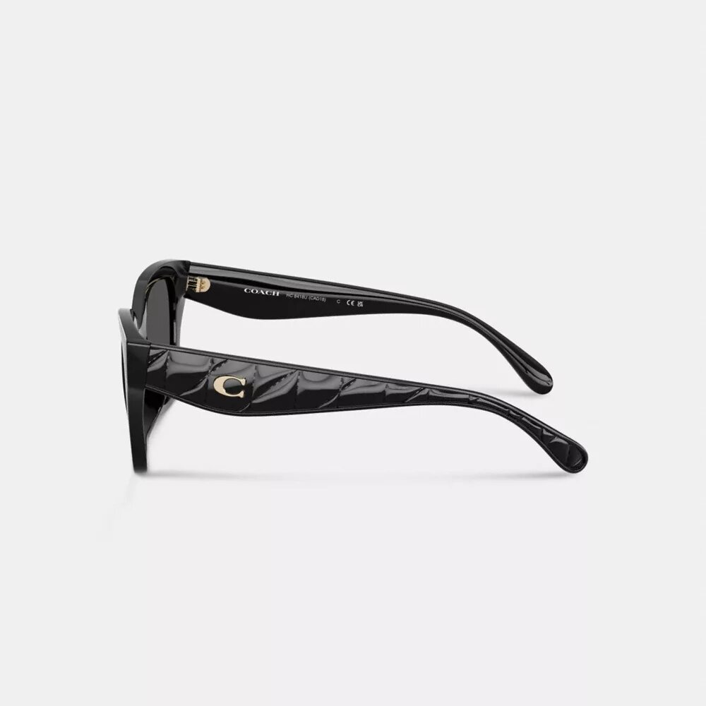 Lunettes de soleil carrées matelassées