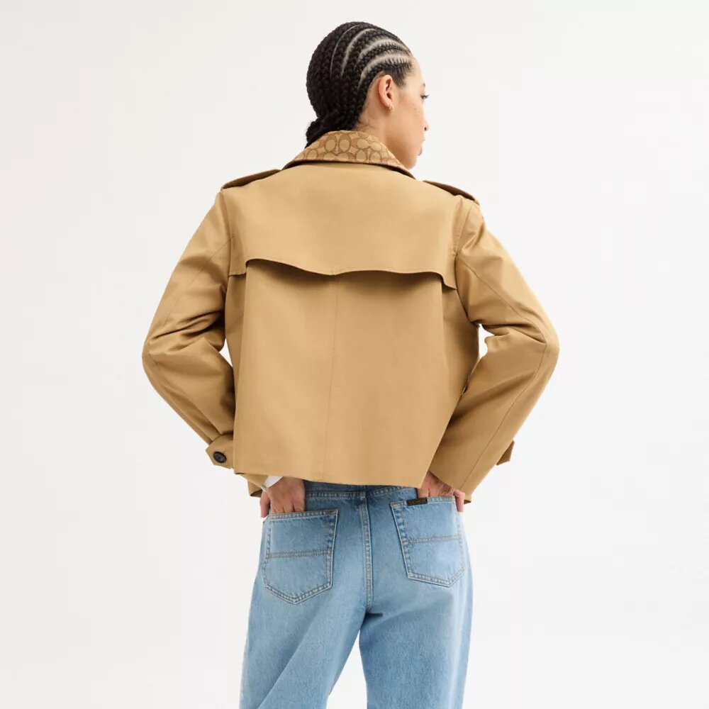 Manteau de Trenchs court avec col emblématique
