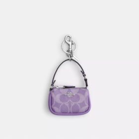 Mini bijou de sac Nolita en Signature Canvas