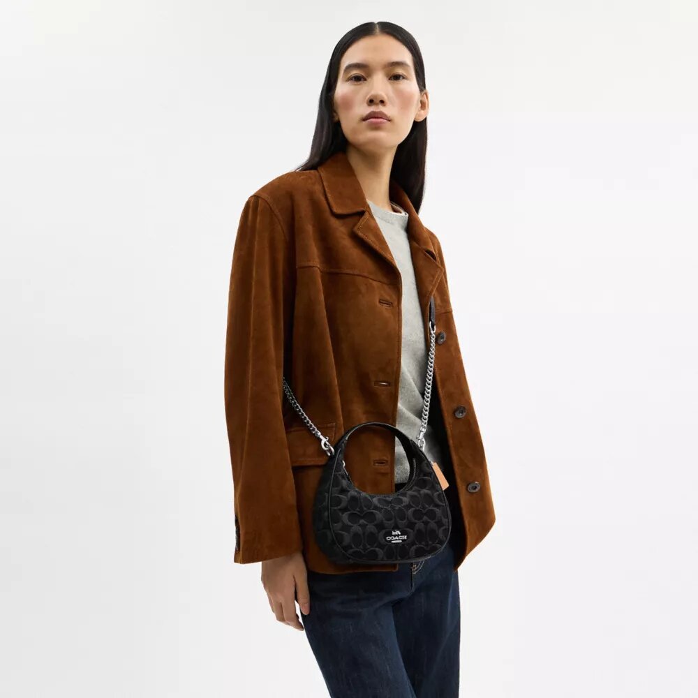 Mini sac bandoulière Carmen en denim emblématique