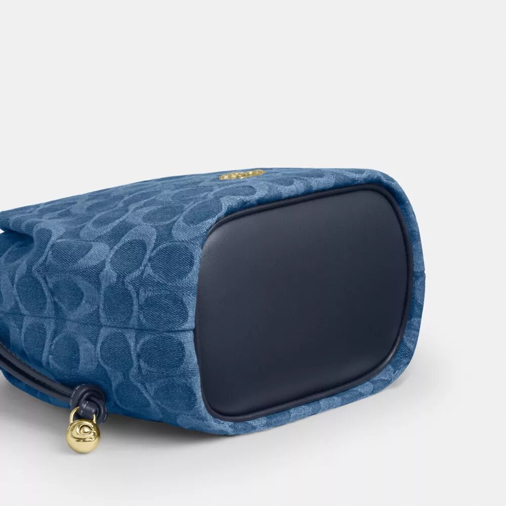 Mini-sac à cordon Faye en denim Signature