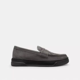Mocassins hybrides avec motif signature