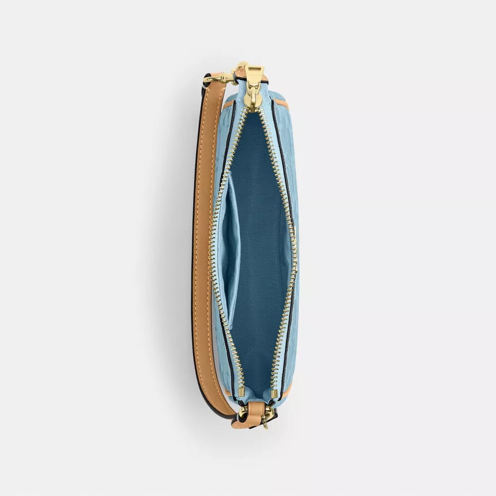 Nolita 19 en cuir emblématique avec Charms