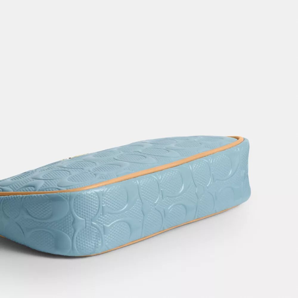 Nolita 19 en cuir emblématique avec Charms