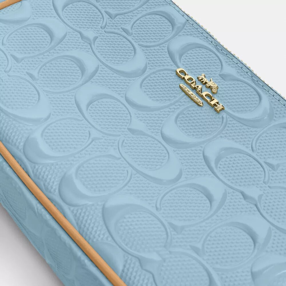 Nolita 19 en cuir emblématique avec Charms