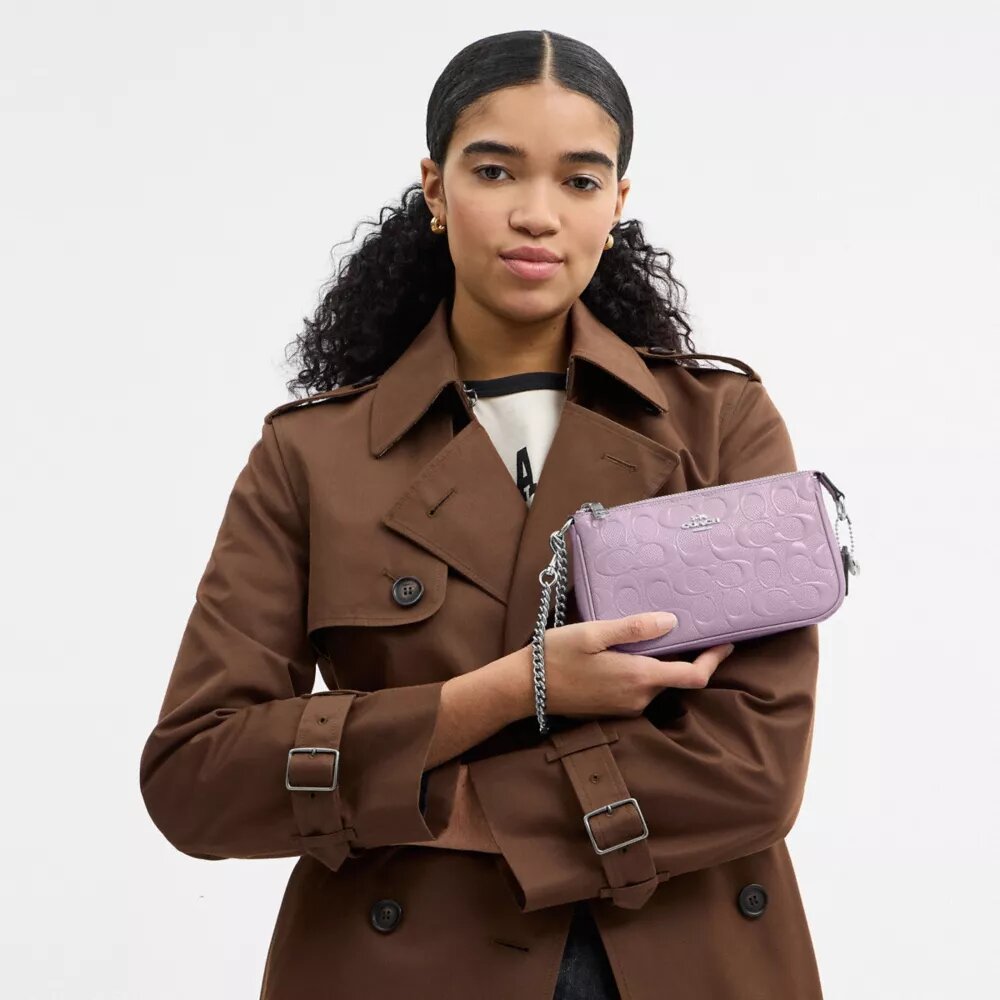 Nolita 19 en cuir signature avec breloque en forme de cœur