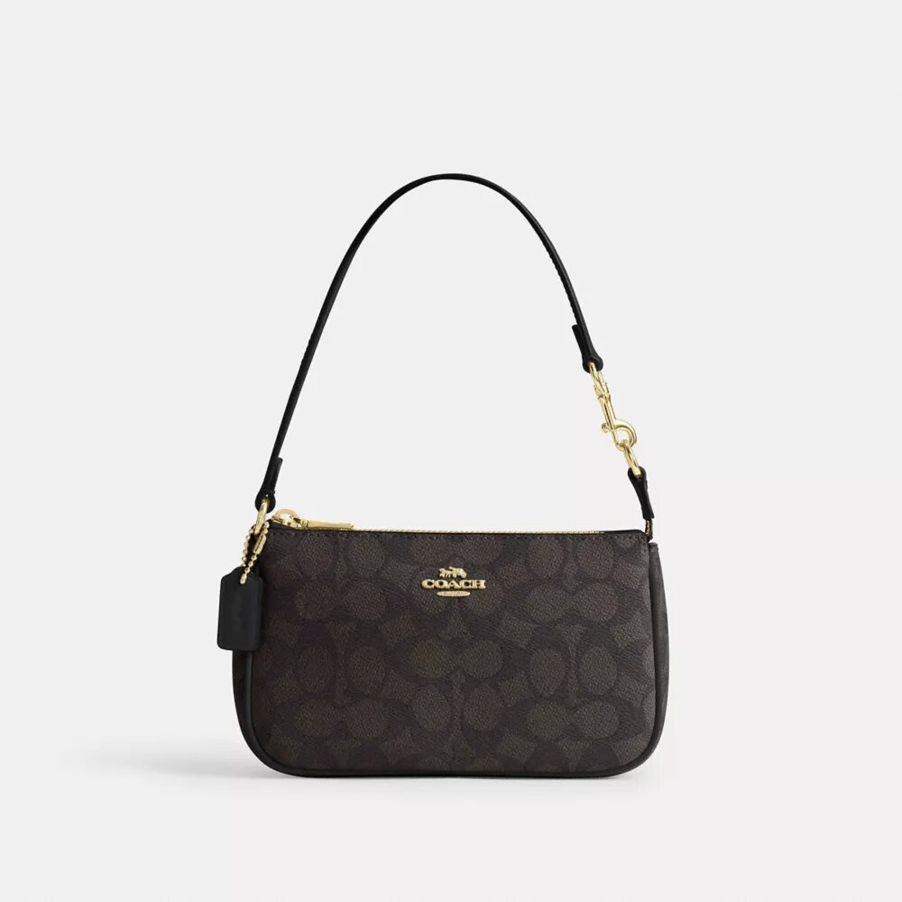 Nolita 19 en Signature Canvas