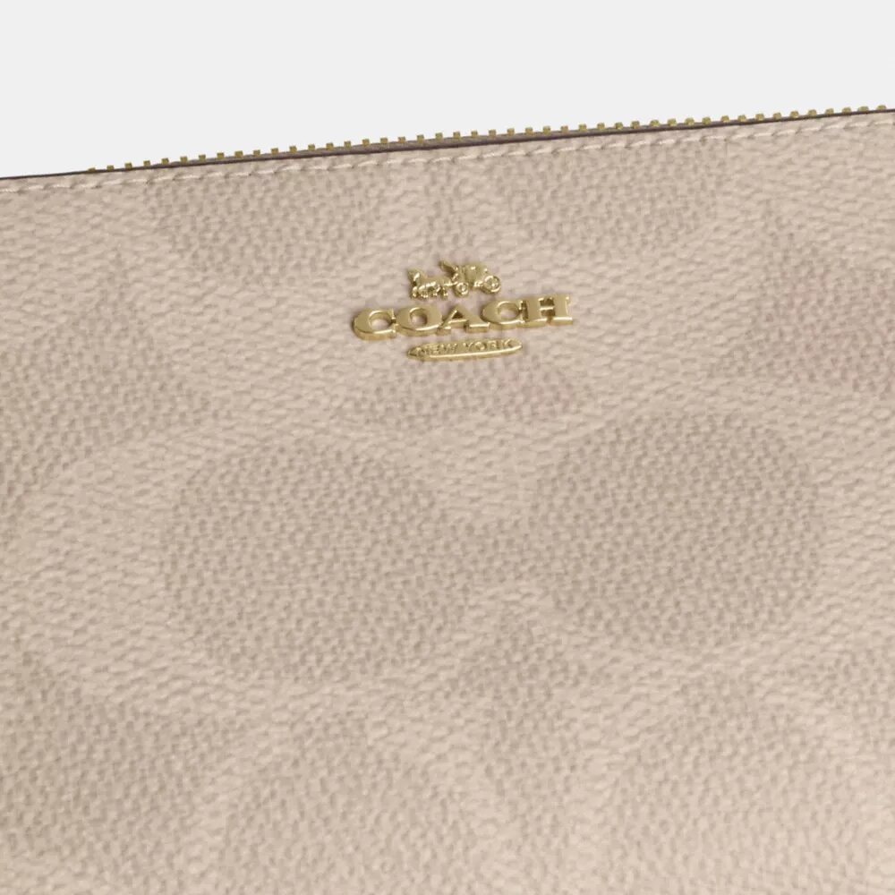 Nolita 19 en Signature Canvas à motifs carrés