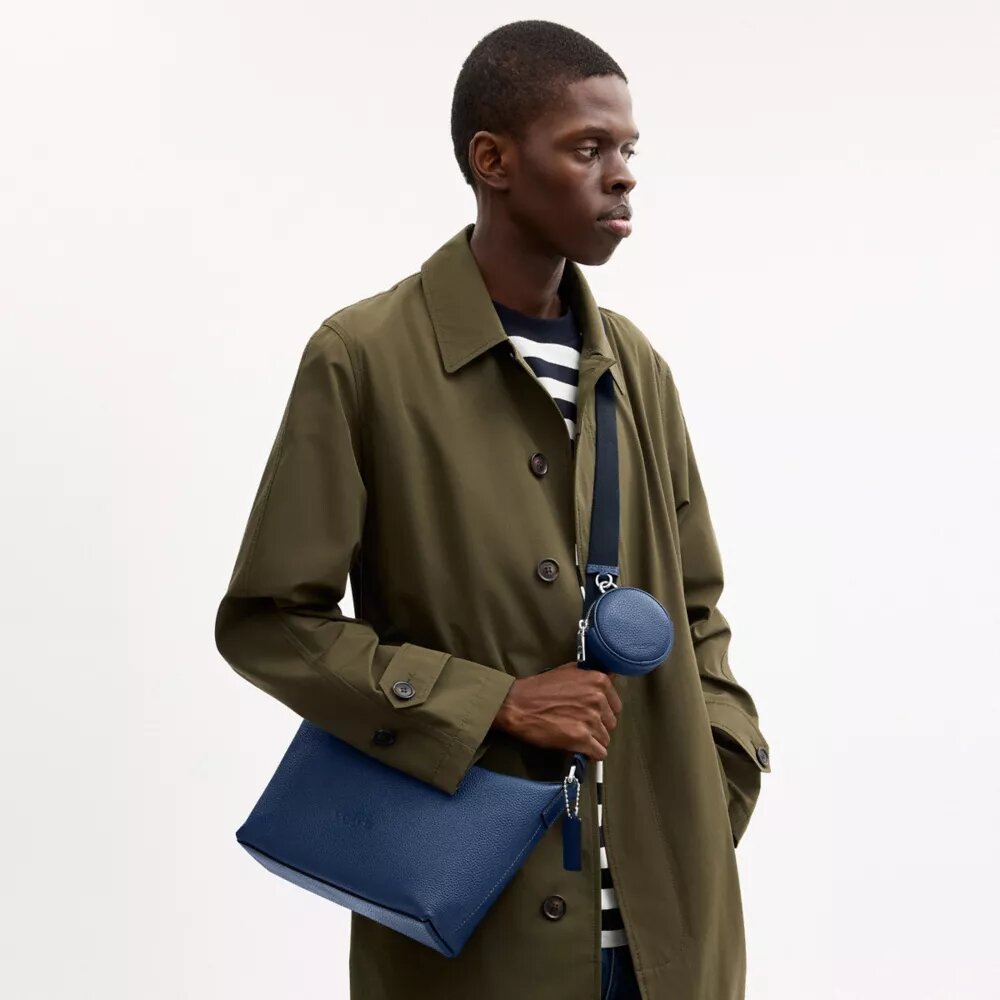 Petit sac bandoulière Finn avec pochette