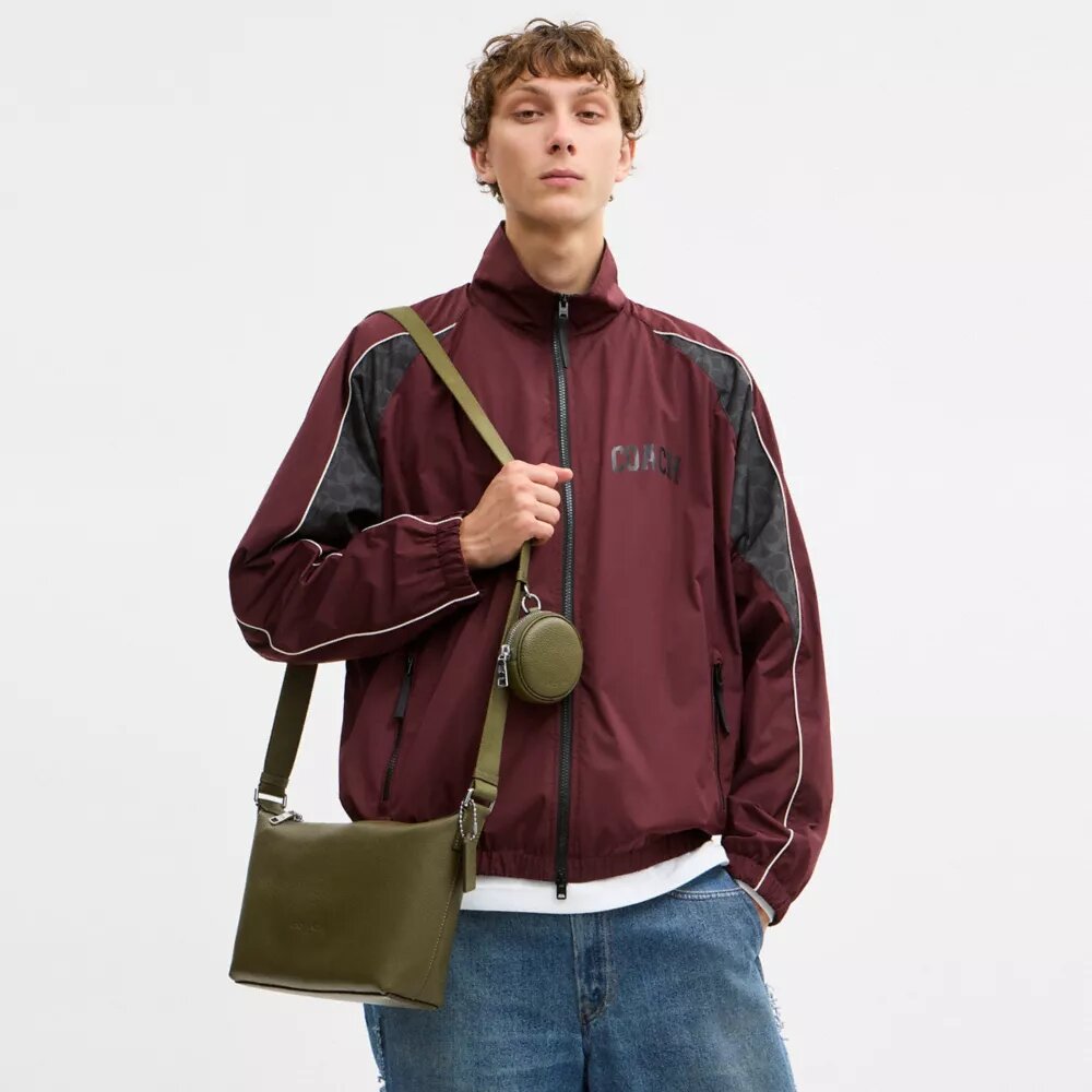 Petit sac bandoulière Finn avec pochette