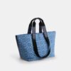 Petit sac cabas de voyage en denim emblématique