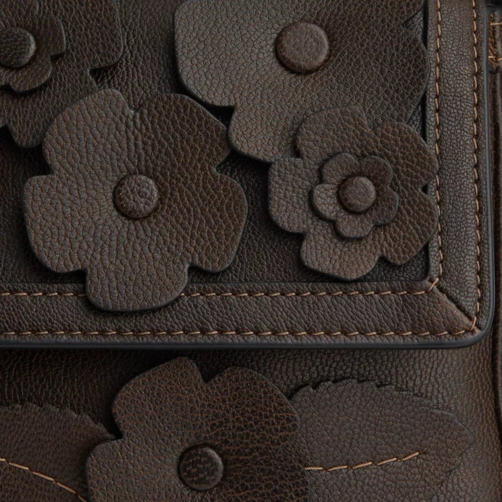 Petit sac porté épaule à rabat Etta avec application florale