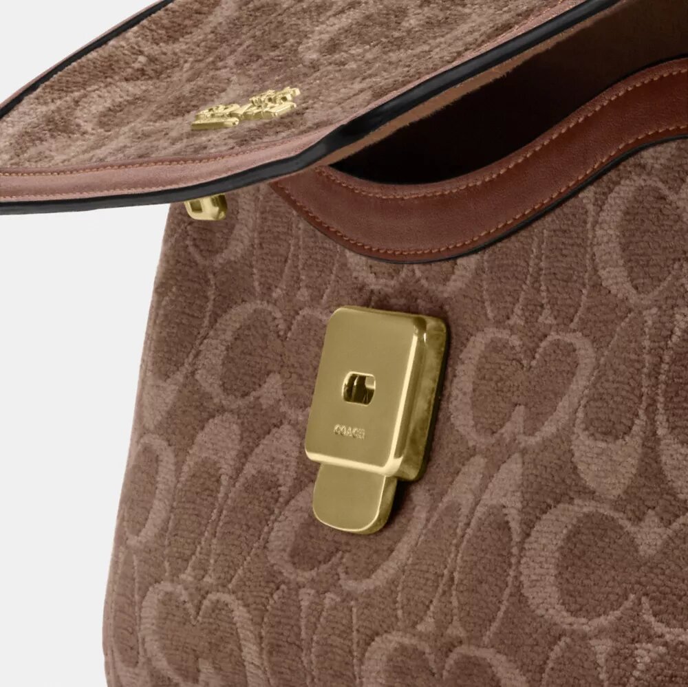 Petit sac porté épaule à rabat Etta en chenille emblématique