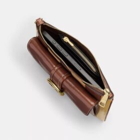 Pochette dragonne Ashton avec patchwork rayé