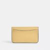 Porte-cartes fin et indispensable