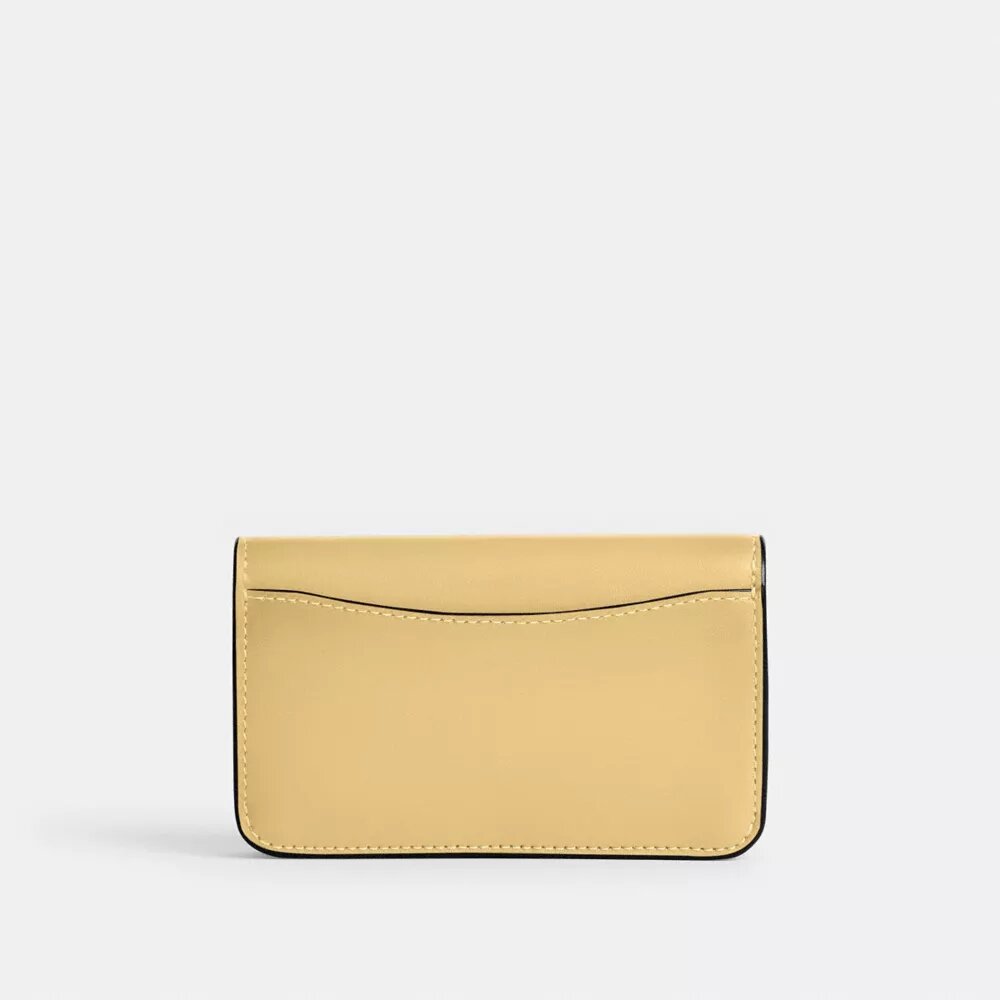 Porte-cartes fin et indispensable