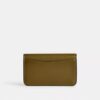 Porte-cartes fin et indispensable