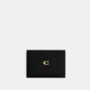 Porte-cartes indispensable