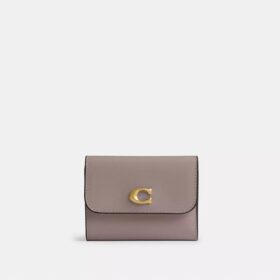 Porte-cartes indispensable en color block