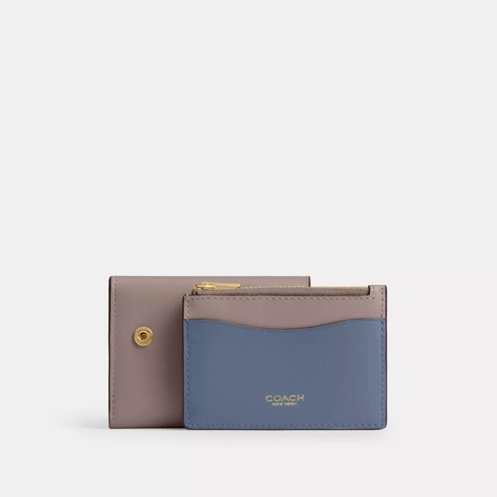 Porte-cartes indispensable en color block